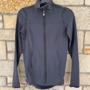 Lululemon mesh back jacket